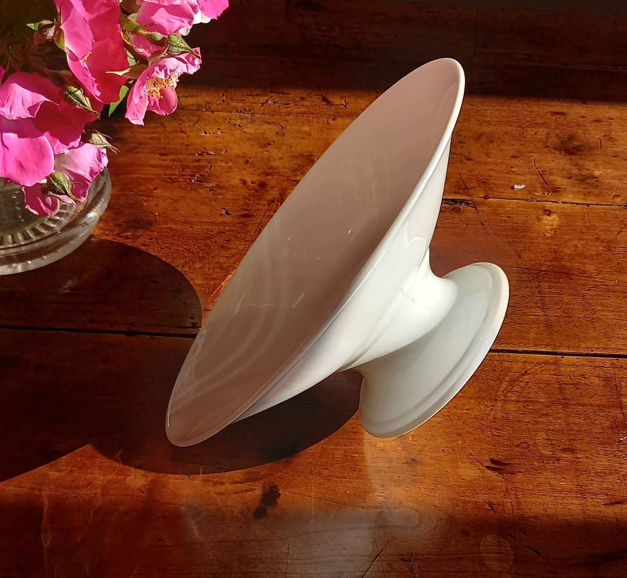 Small white porcelain fruit cup