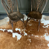 2 Windsor chairs