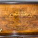 Commode italienne Art déco en ronce de noyer, années 1920
