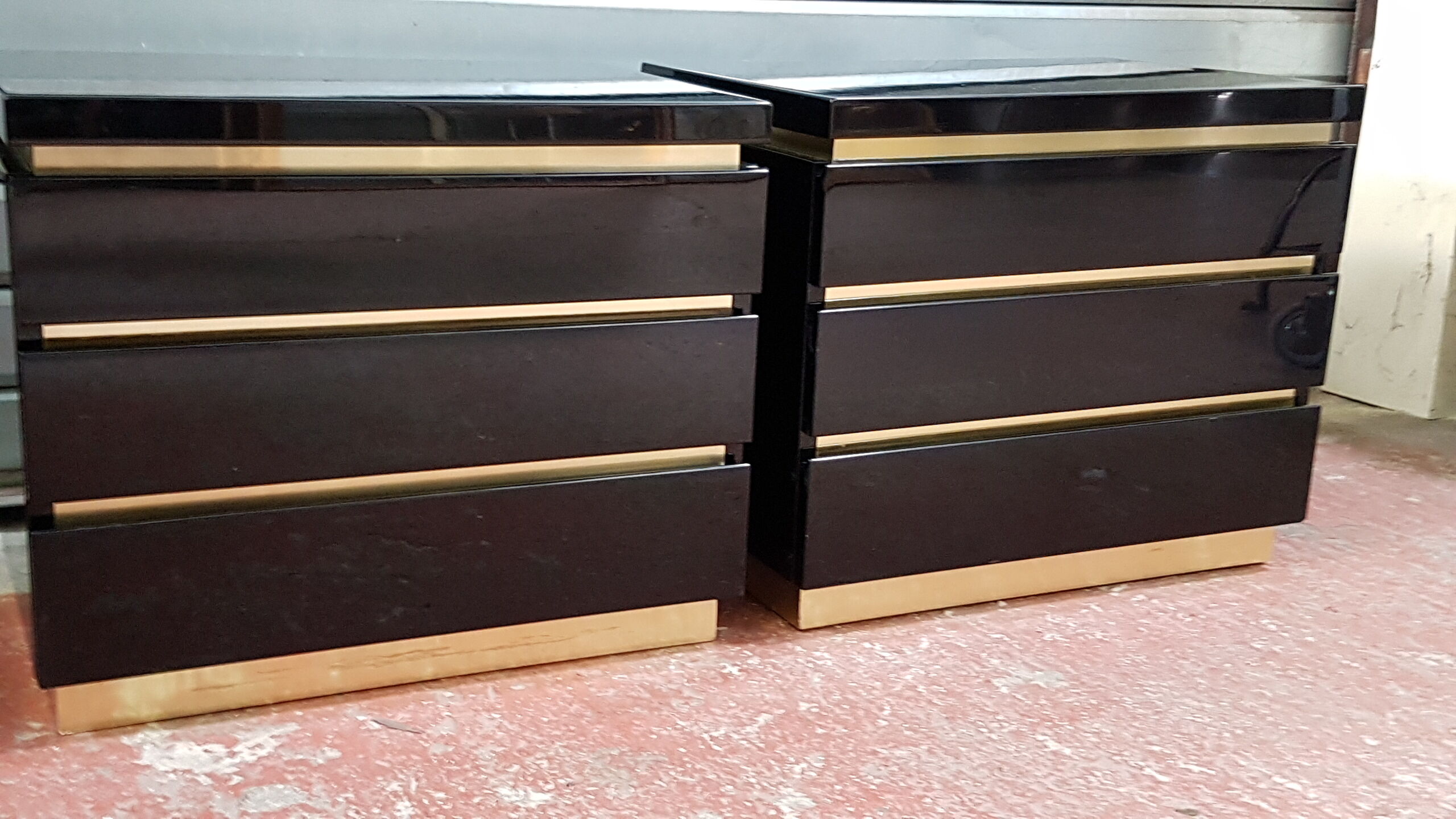 Lacquer black beside tables