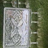 6 champagne glasses on set