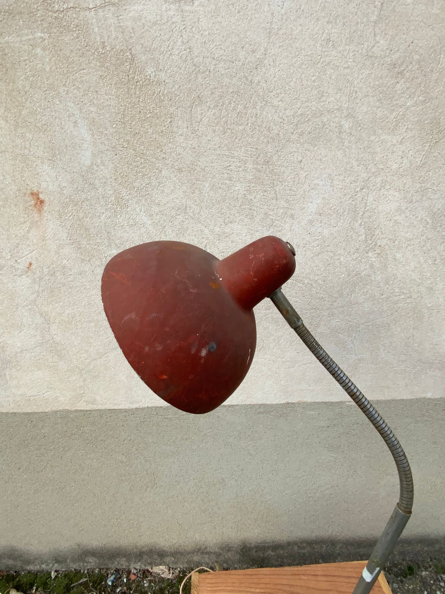 Vintage desk lamp 1950 Aluminor France red metal