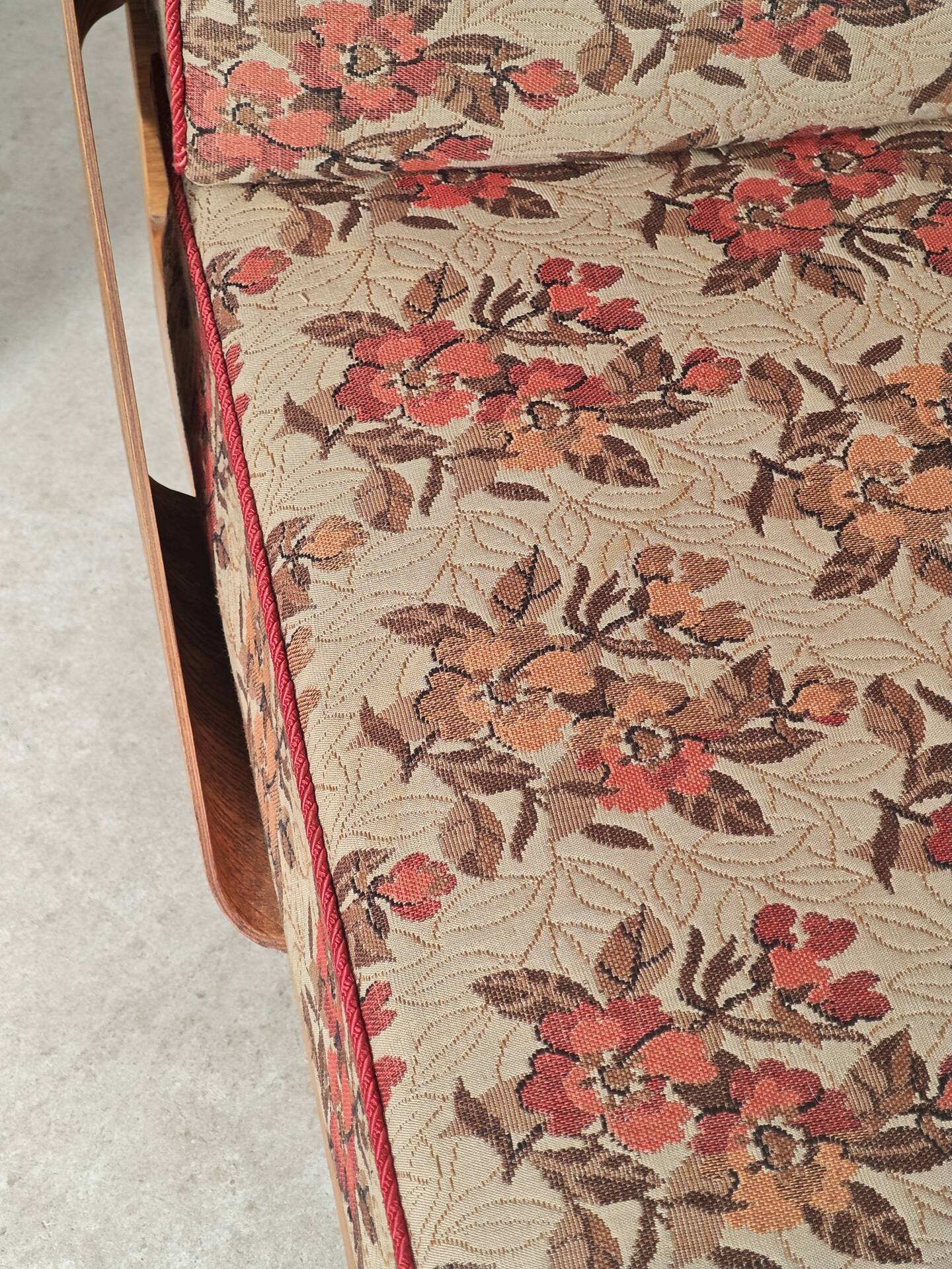 Folding sofa bed Canapé banquette Interier Praha 1960 floral pattern fabric
