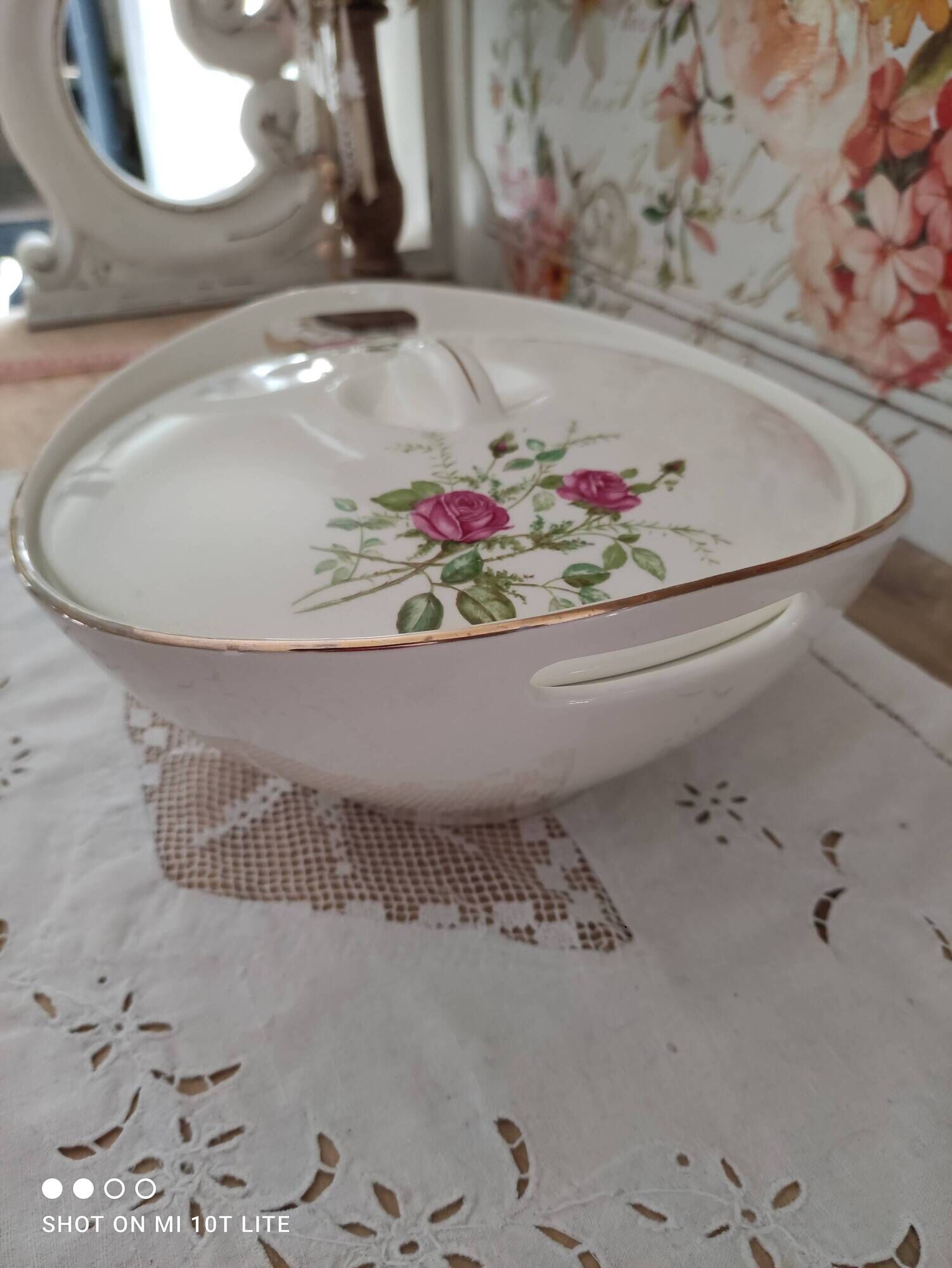 Porcelain tureen from gien france model pompadour