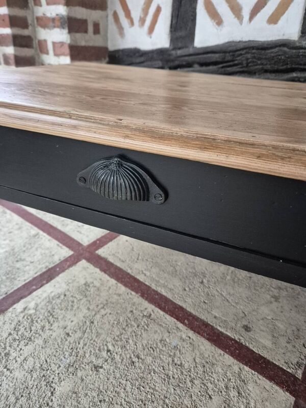 Table de salon ancienne bois brut noire