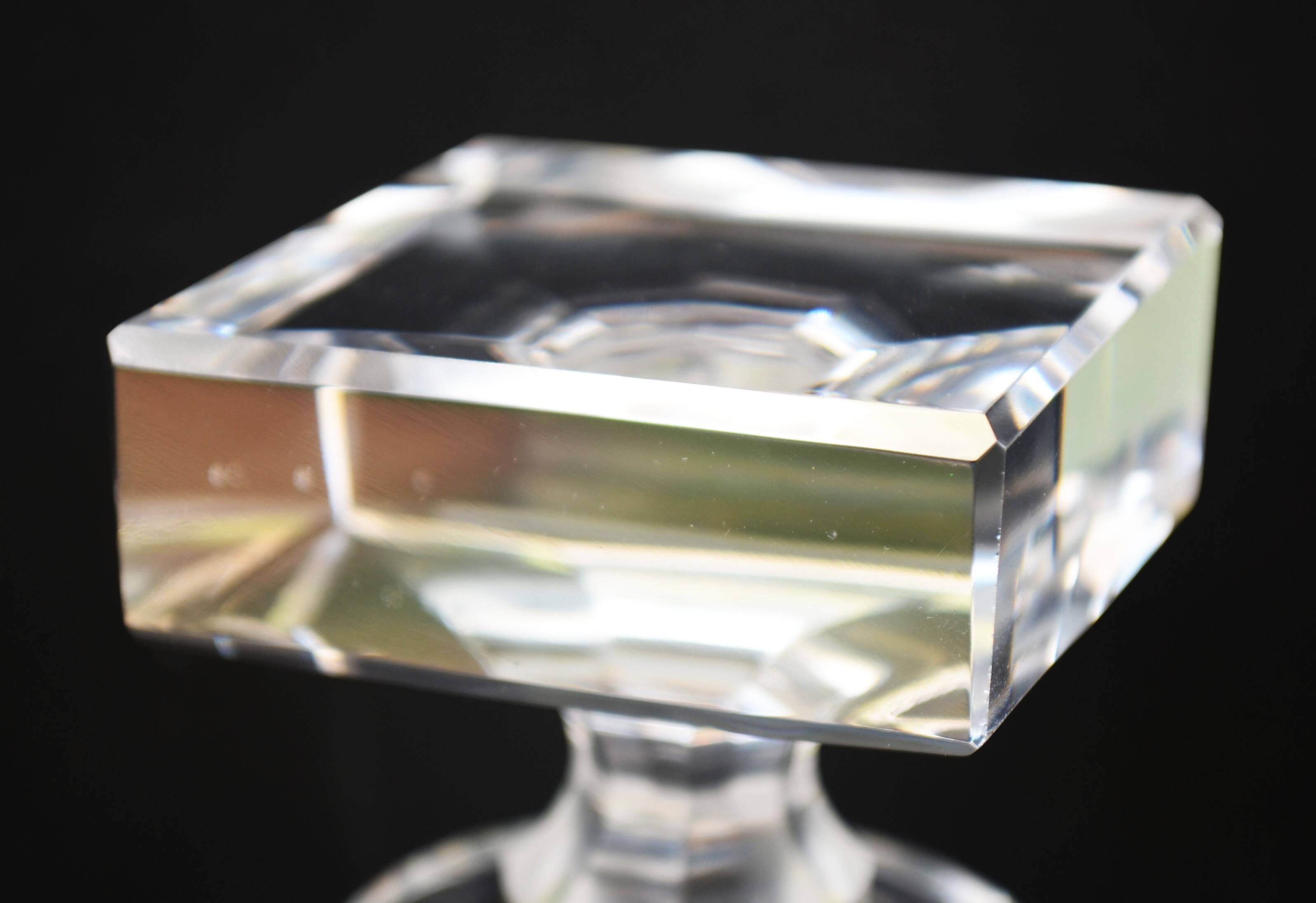 Carafe à whisky carrée vintage du milieu du siècle en cristal au plomb