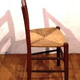Vintage children's chair in wood and straw