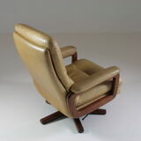 Leather lounge chair by André Vandenbeuck