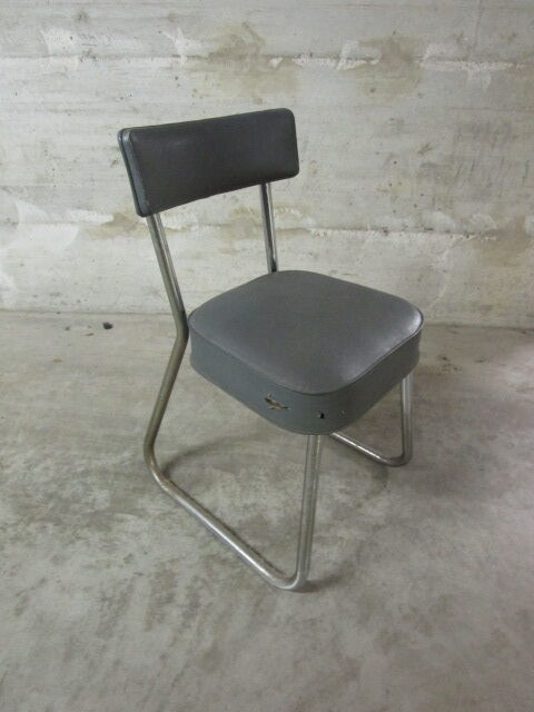 Metal desk 60' type Strafor with chair