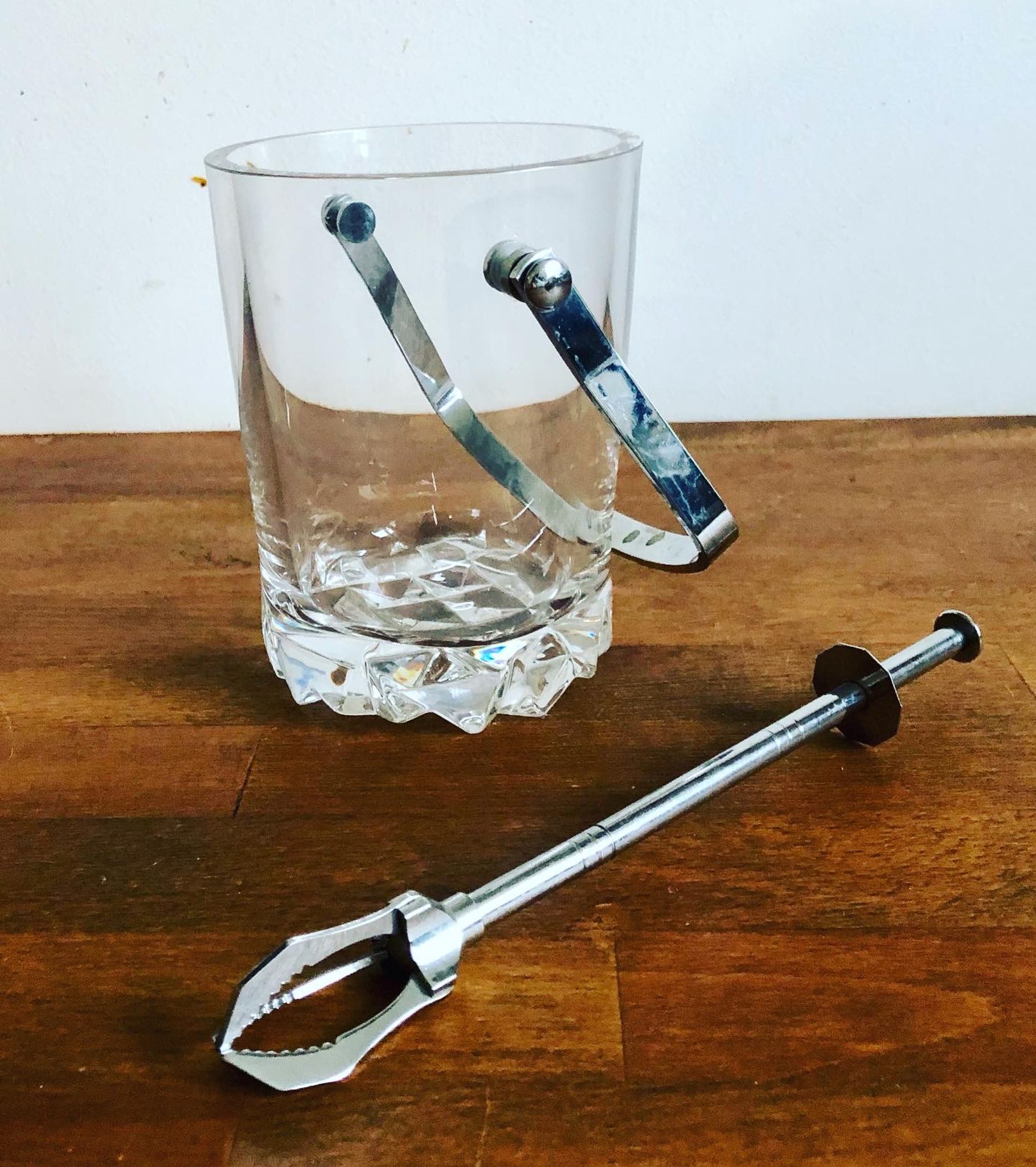 Ice bucket and tongs