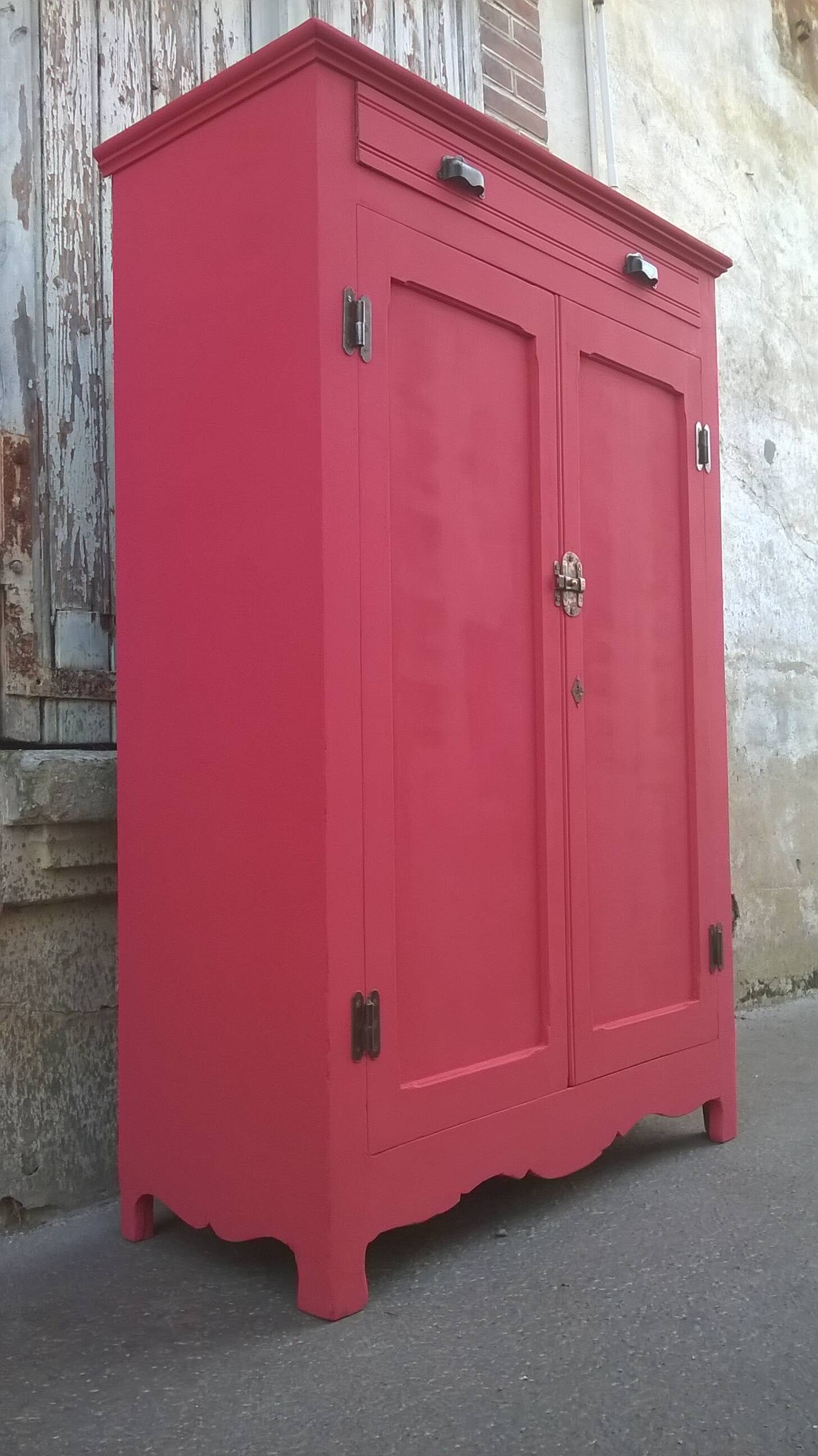 Parisian buffet from the 1930s