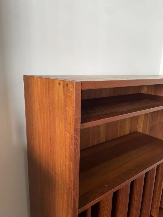 Hundevad highboard audio cabinet