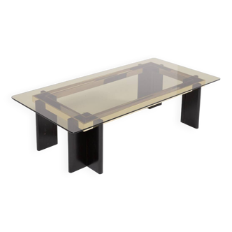 Architectural Italian design coffee table from 1970’s