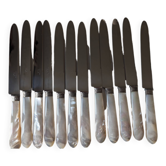 Mother-of-pearl and silver knives