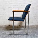 AVARTE 472 chair by Yrjo Kukkapuro