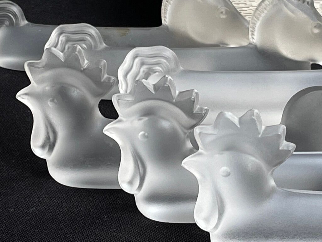 12 zoomorphic knife holders in satin crystal Vannes le Châtel XXth