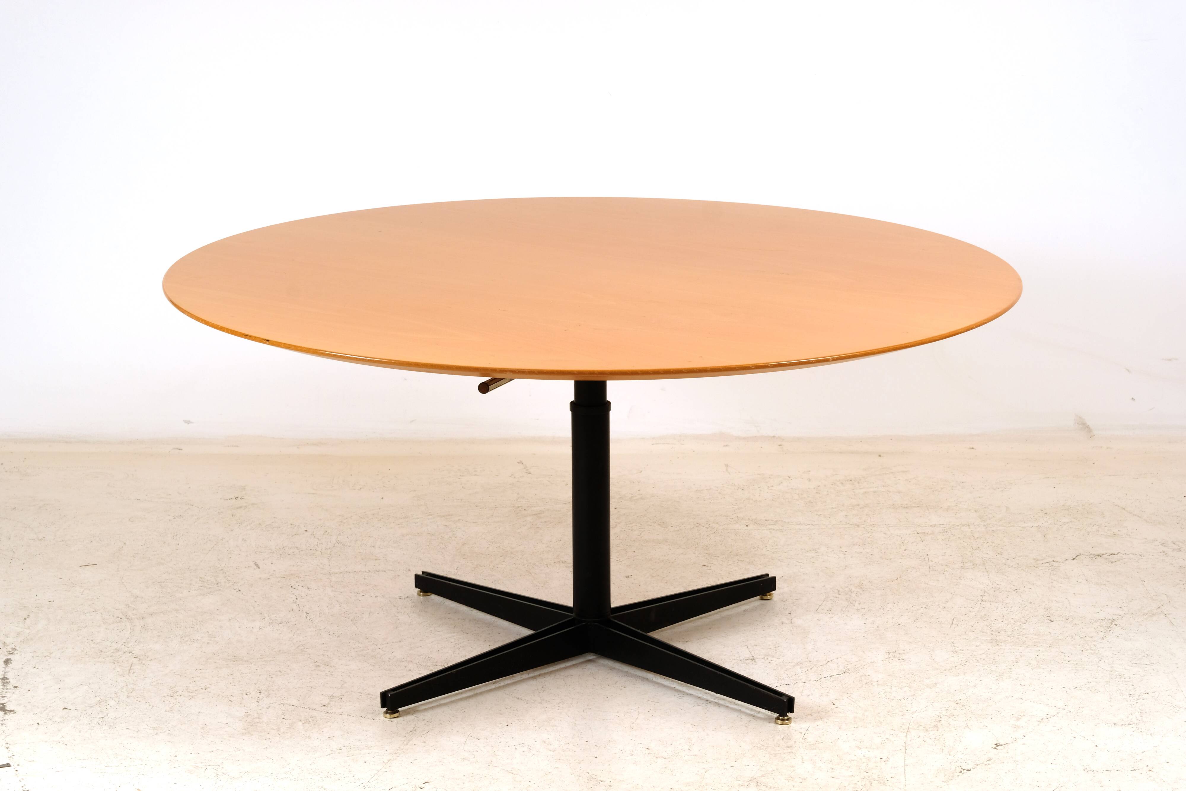Table D.130cm T41 Tecno by Osvaldo Borsani 1960s