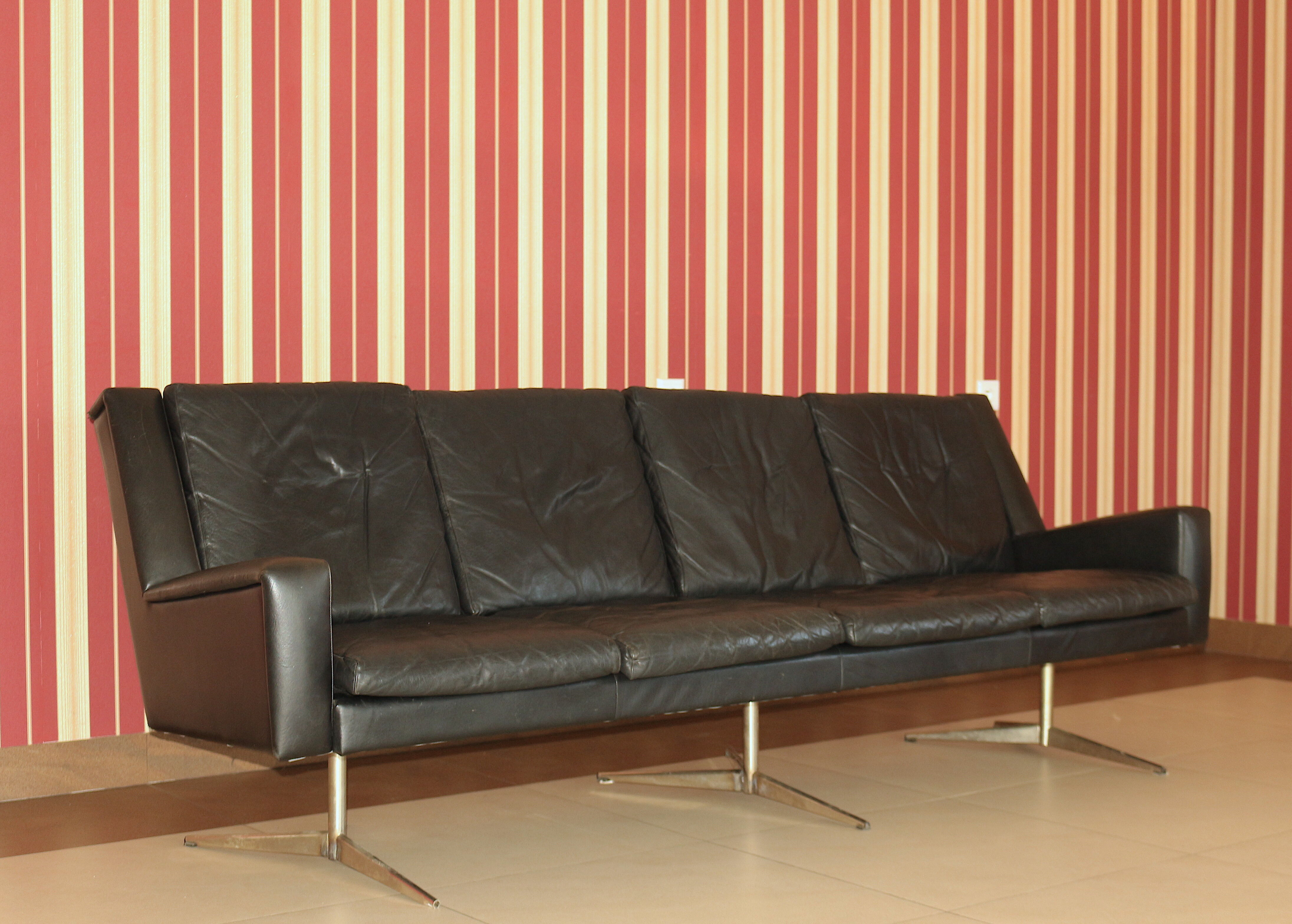 Mid-century danish leather sofa from Skjold Sørensen, 1960s