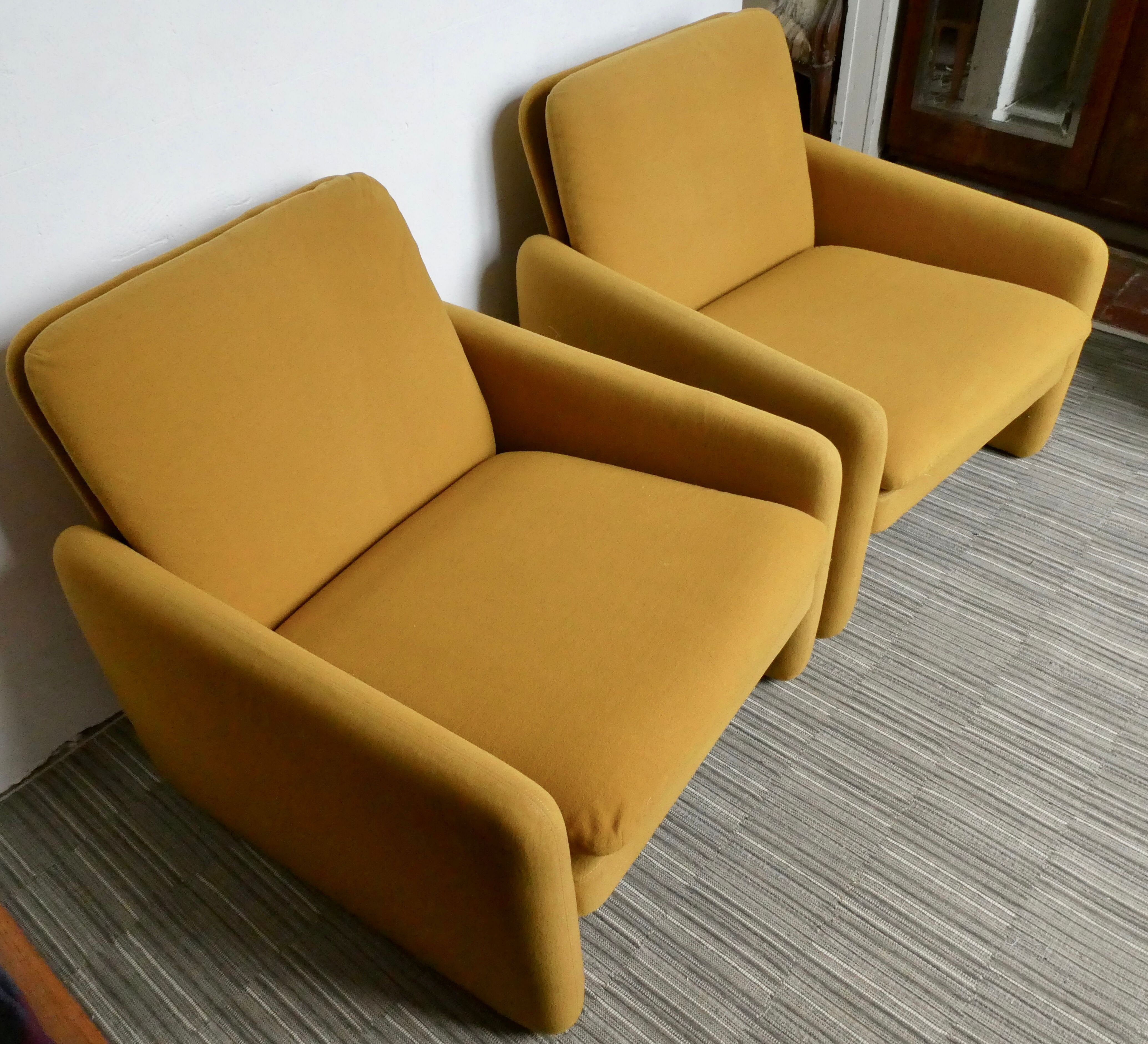 Paire de fauteuils mini club de Steiner années 60
