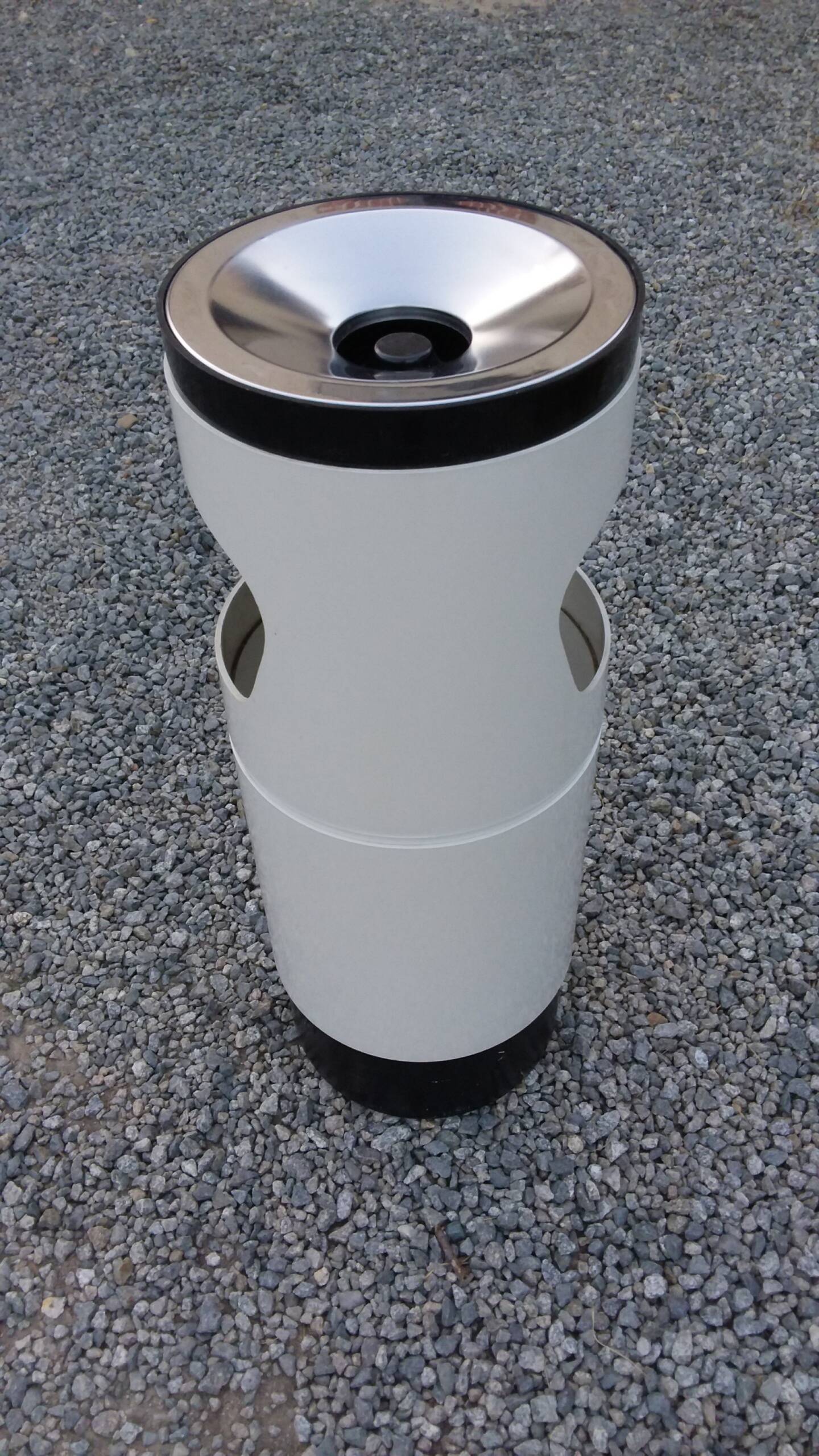 Designer umbrella ashtray by Jean René Talopp, Manade Samp collection