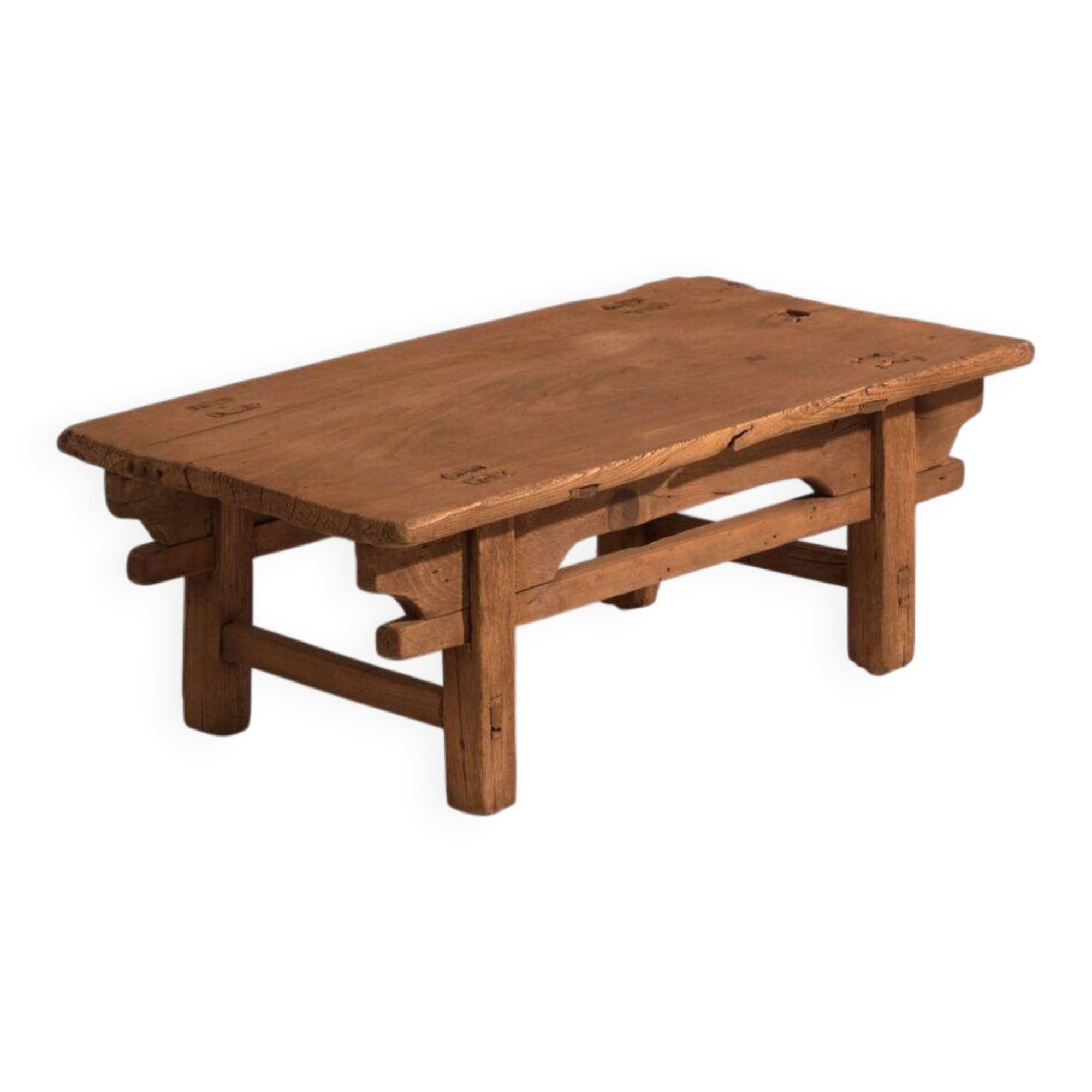Table basse kang ancienne en bois de pin – Chine, vers 1890