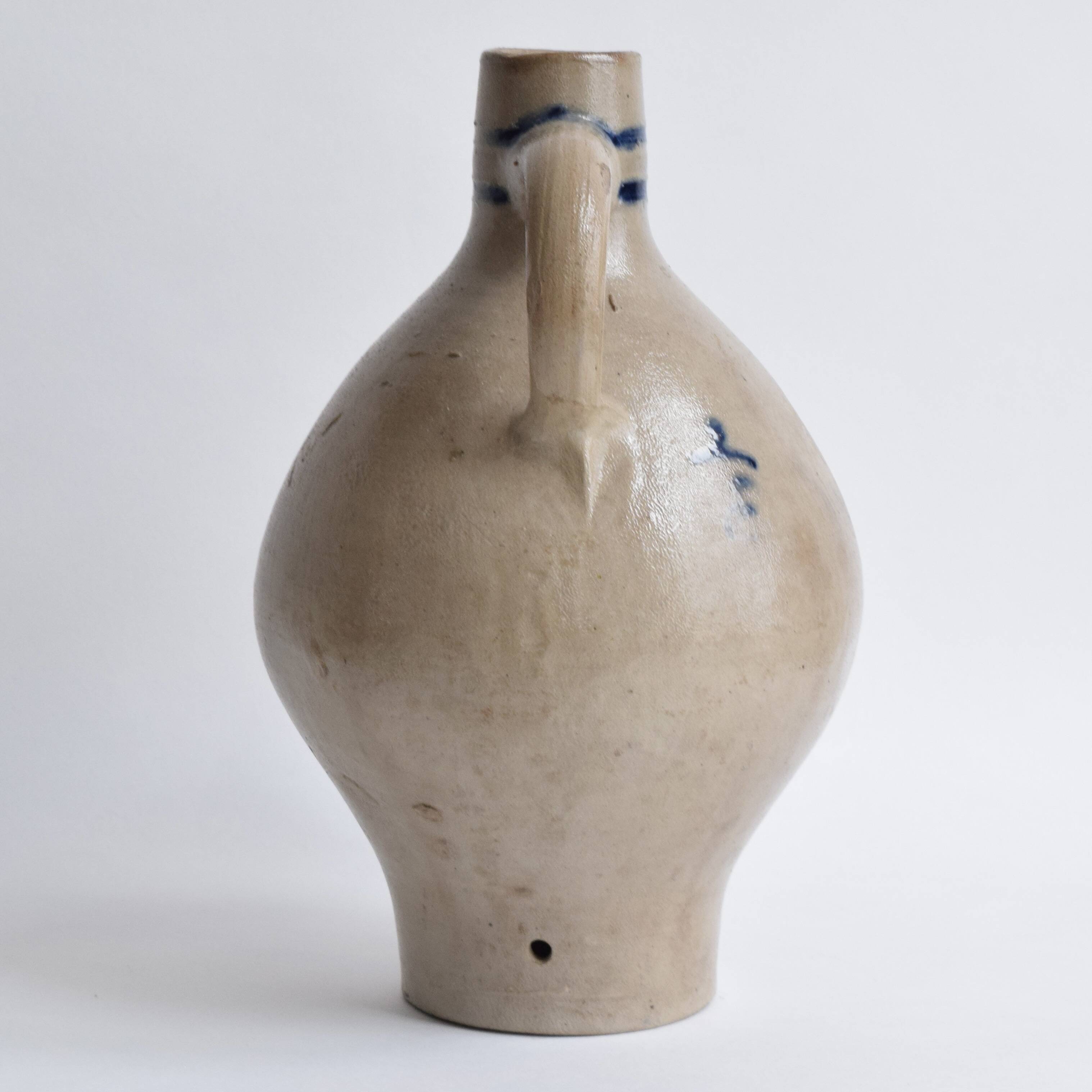 Old Alsatian sandstone jar - Betschdorf