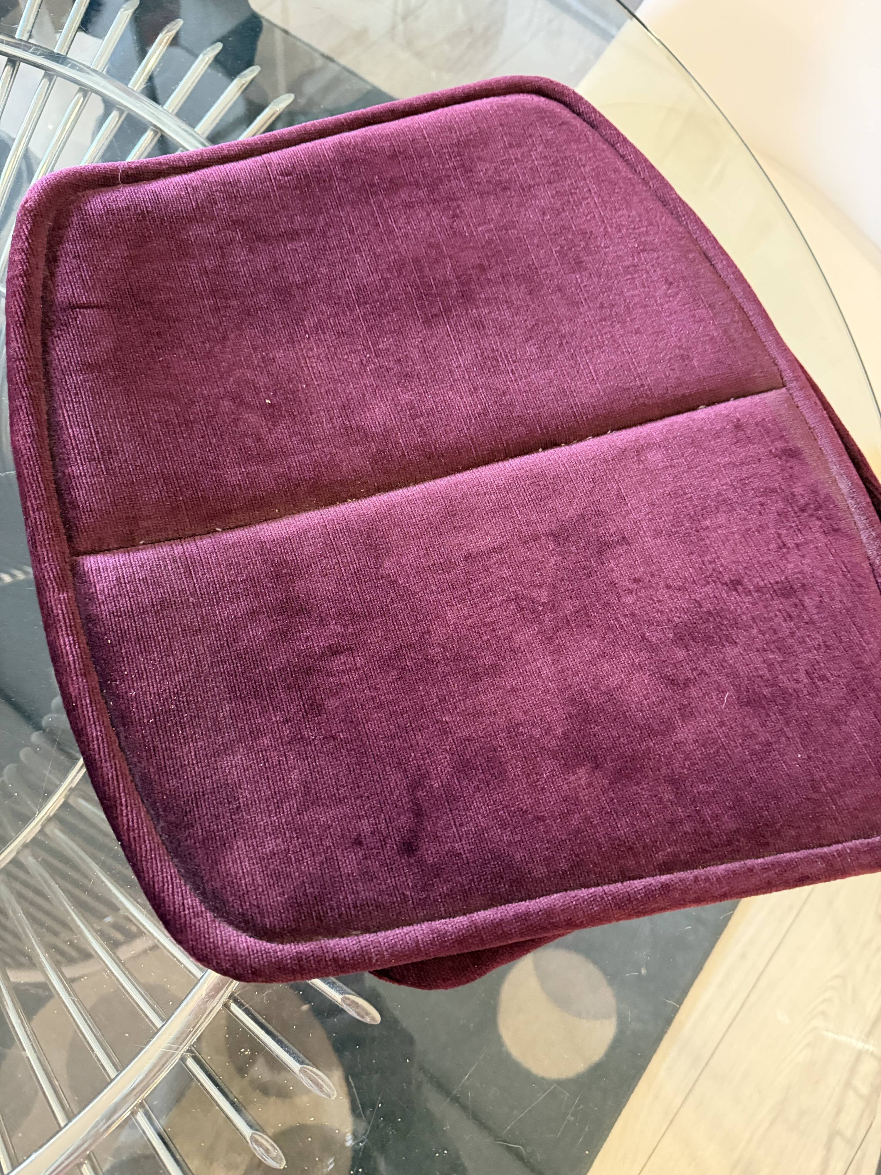 Harry BERTOIA (1915-1978) for KNOLL INTERNATIONAL, publisher. 4 Chairs