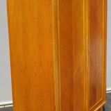 Vintage wardrobe 1950 feet compass