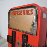 Distributor of vintage candy year 1960/1970