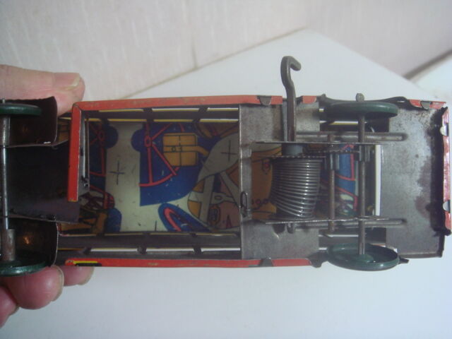 Bus Rico from 1920-29 spain reassembly by key