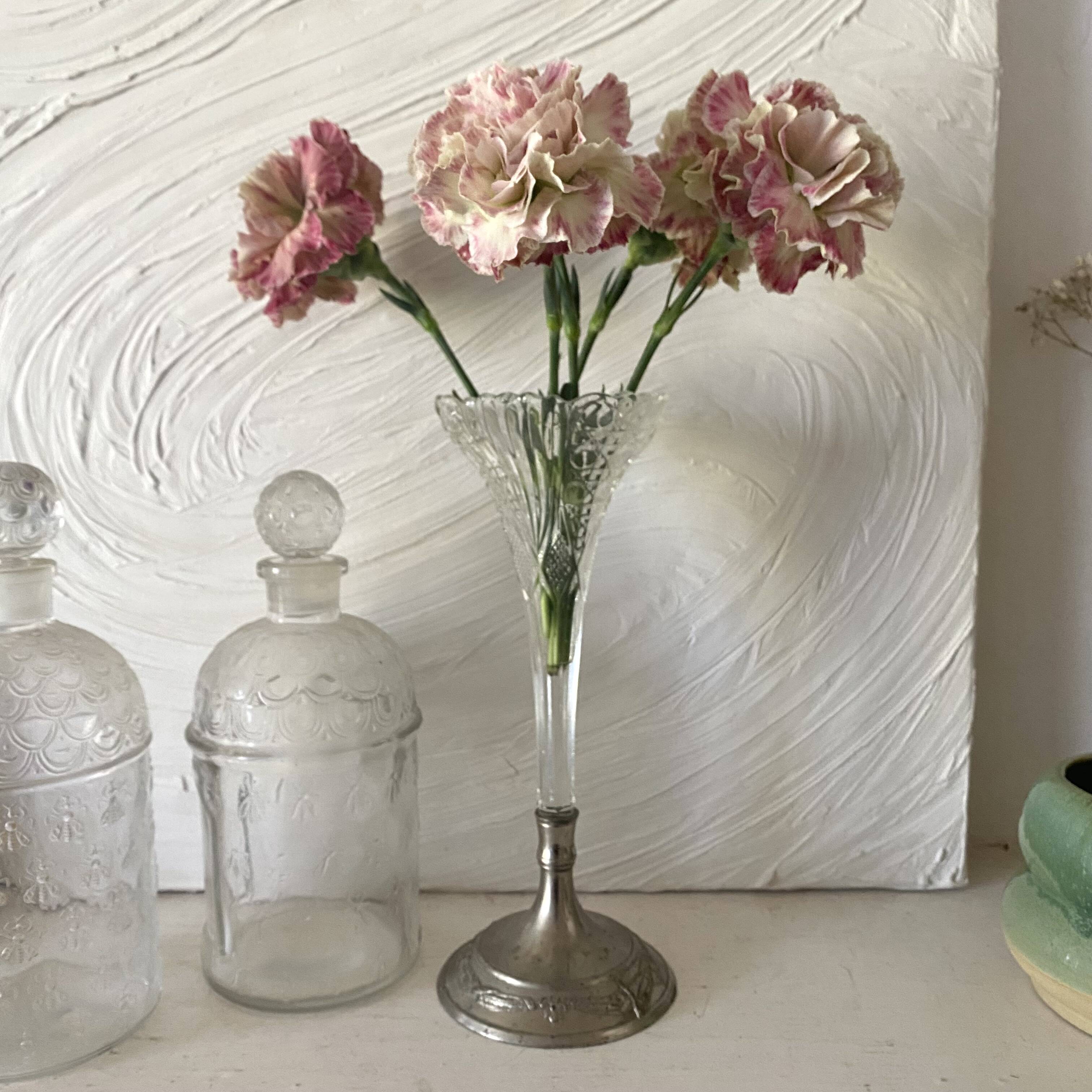Art Nouveau cornucopia vase 22 cm
