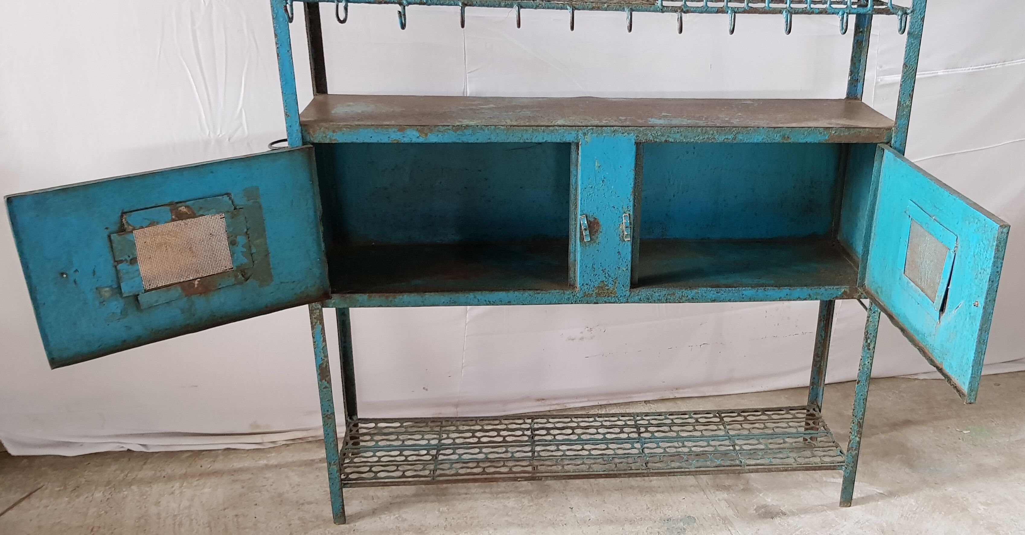 Metal croat with its original blue patina