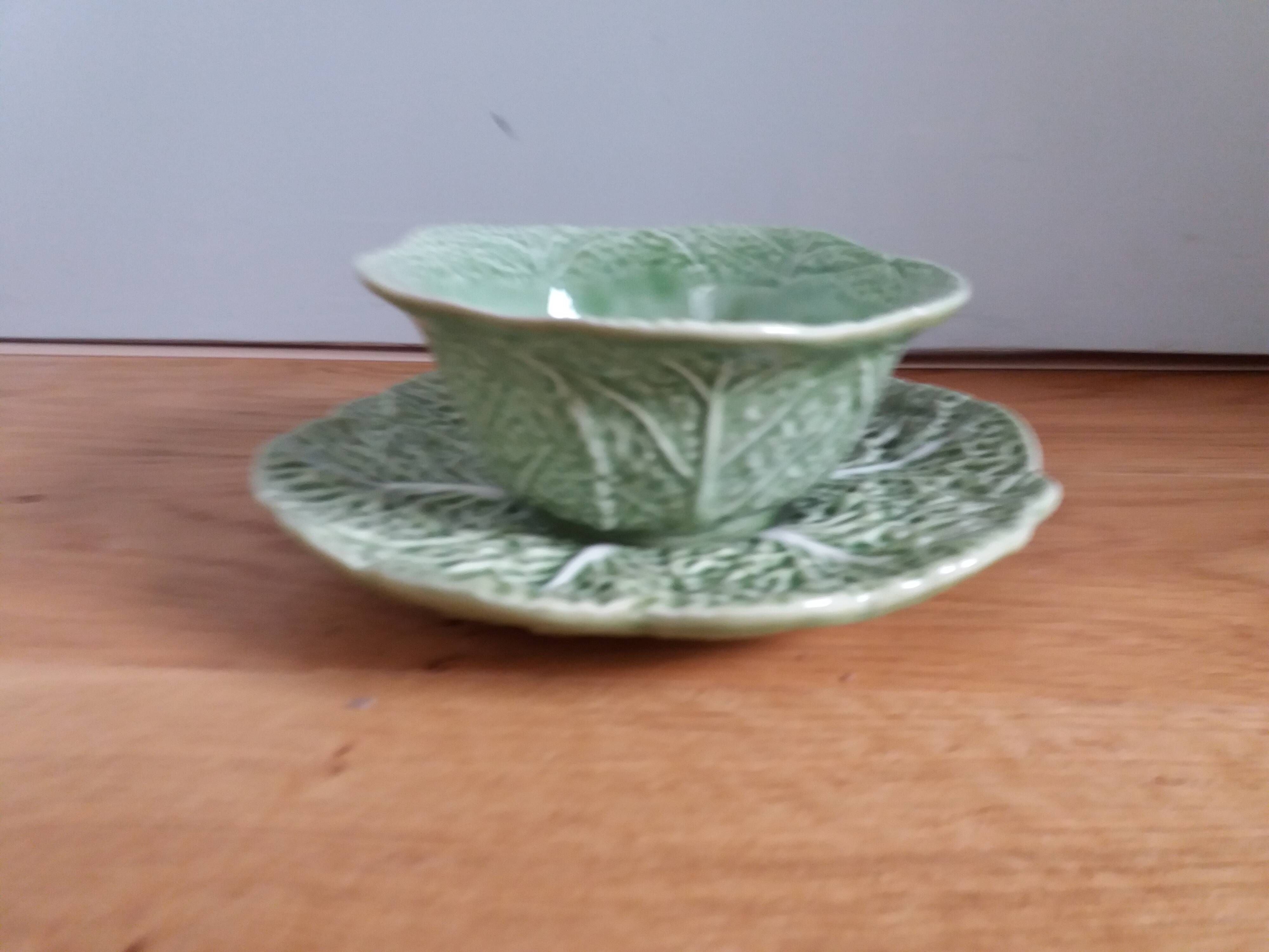 Bowl, dish, cabbage in earthenware, Portugal.