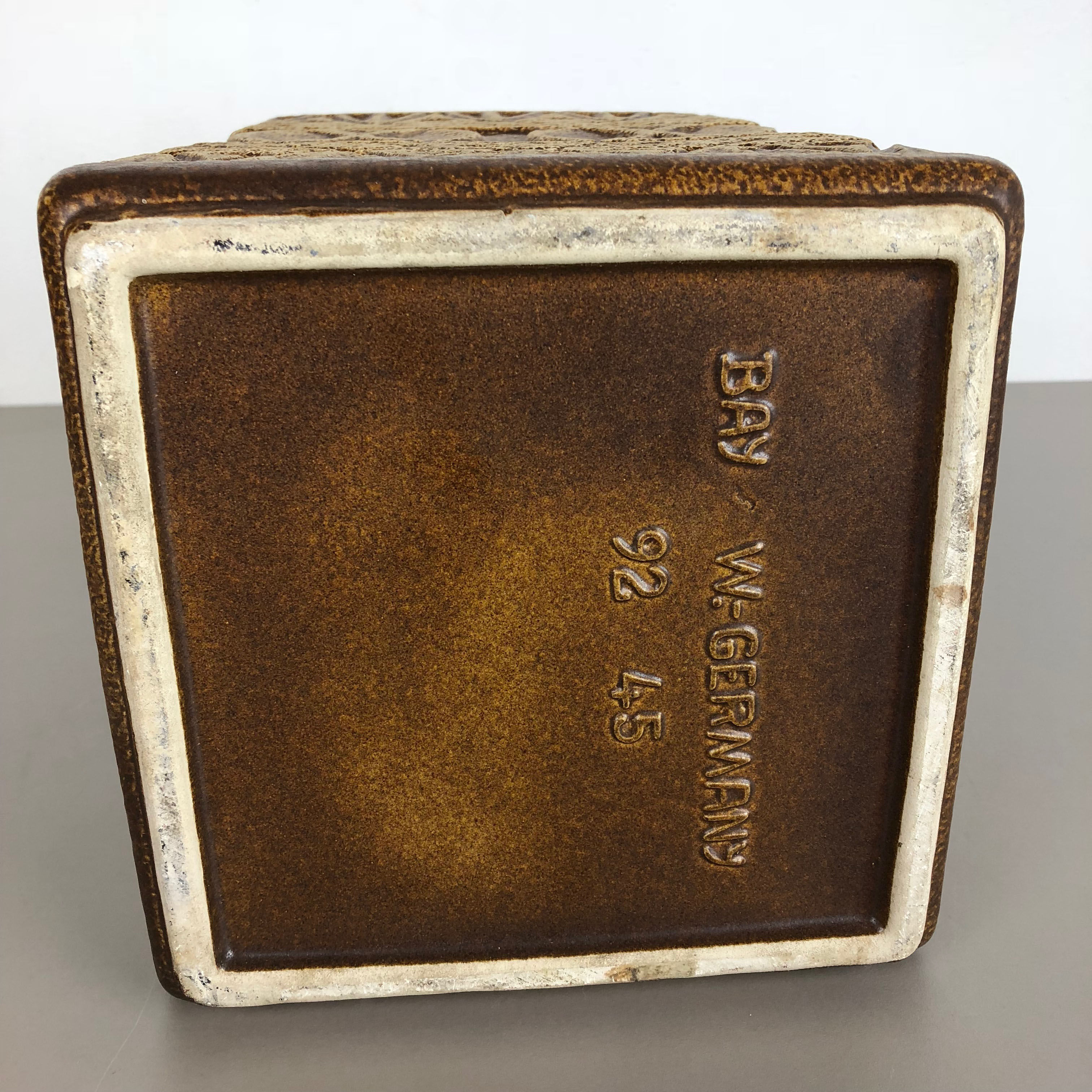 Fat lava pottery floor vase, Bodo Mans Bay Ceramics, Germany, 1970s