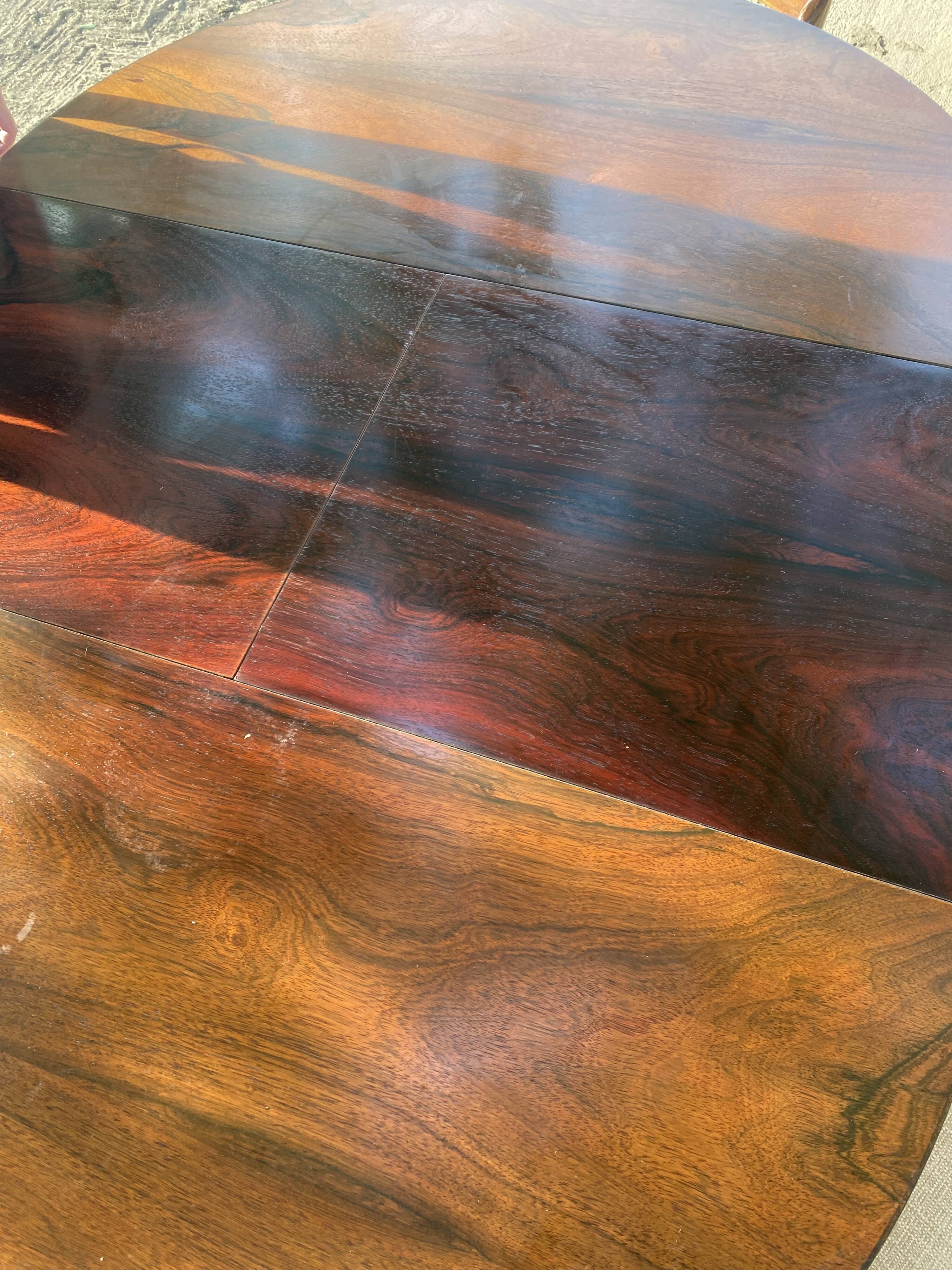 Vintage Baumann sleigh chairs with table