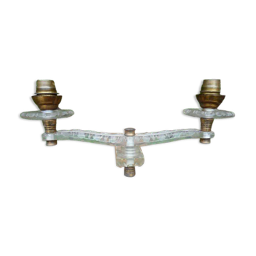 Adjustable double-arm wall light in plexiglass and brass, 1950.