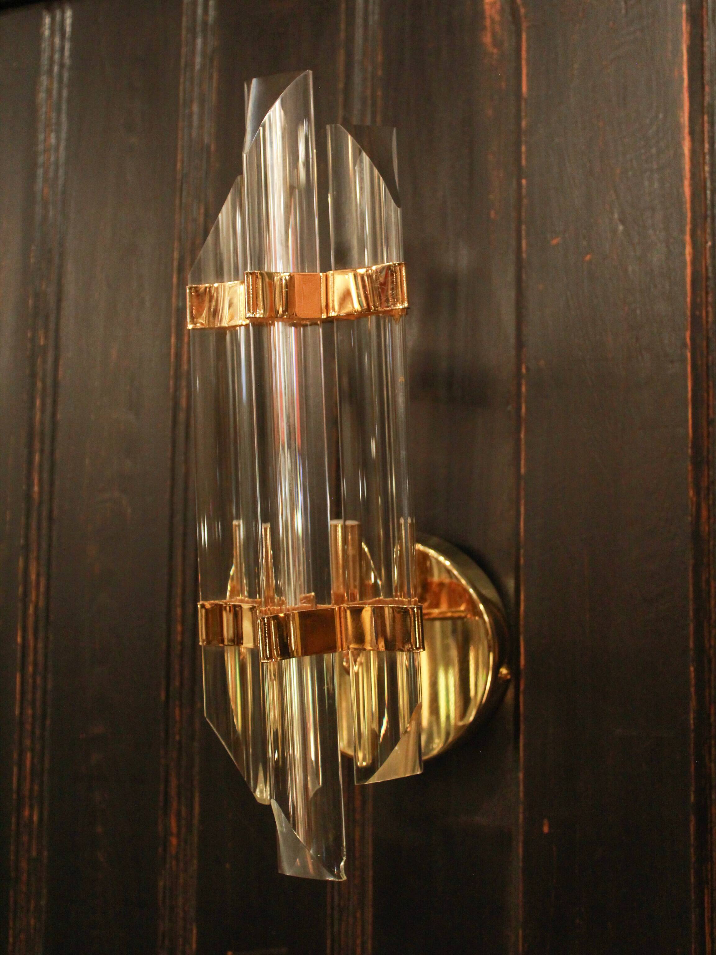 Pair of Venini wall lights, produced in Italy in the 1970s.