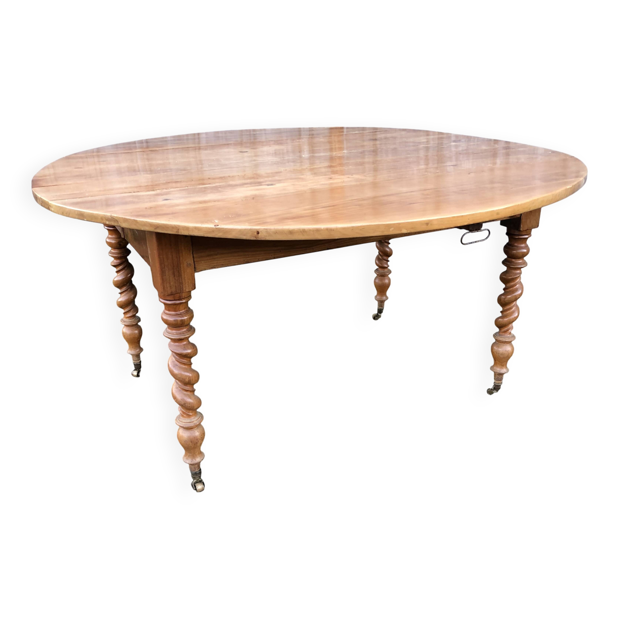 Round table in solid cherry wood, extendable with twisted legs, Louis Philippe style.