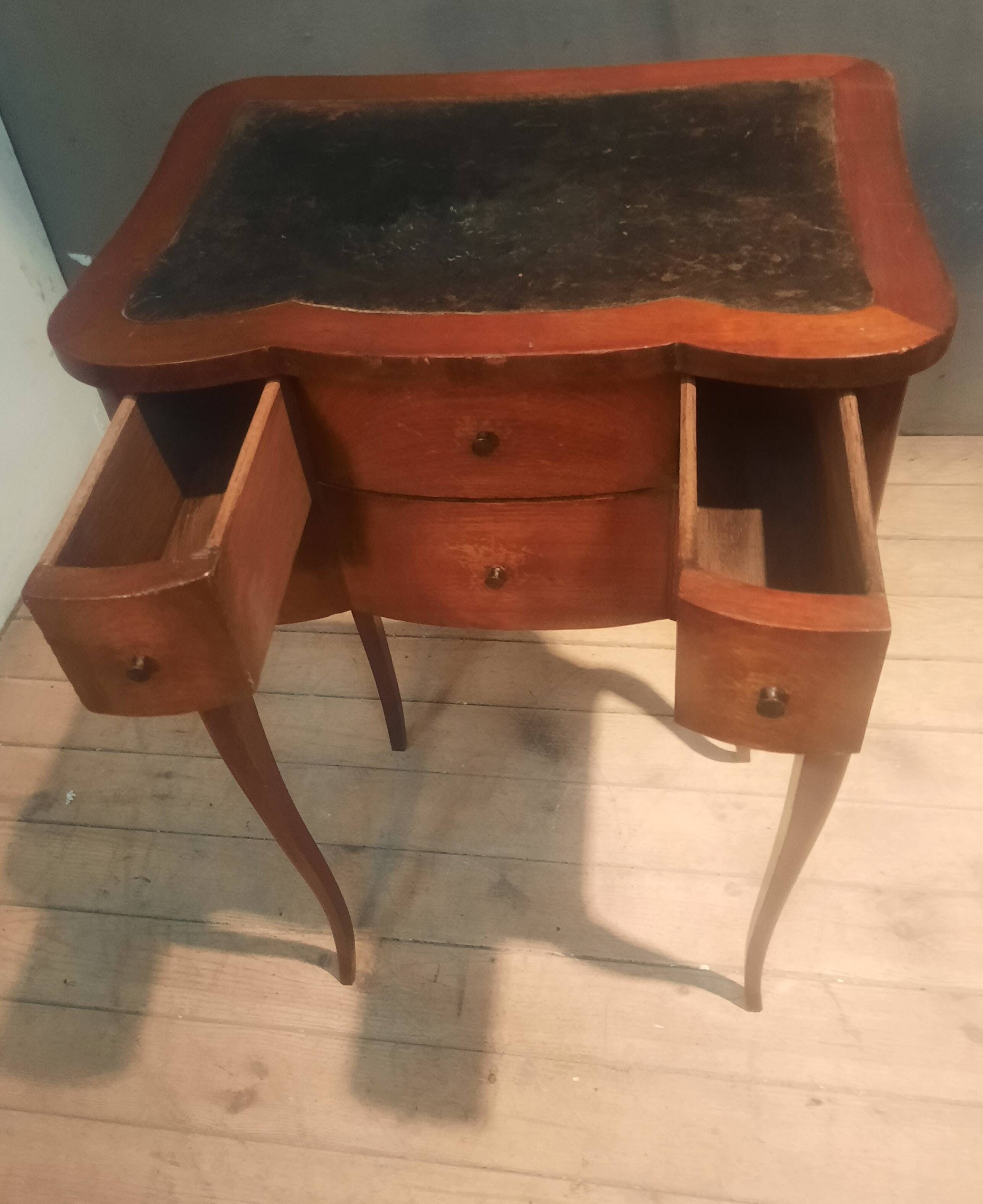 Louis XV style side table with a lectern.