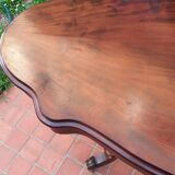 Violin table