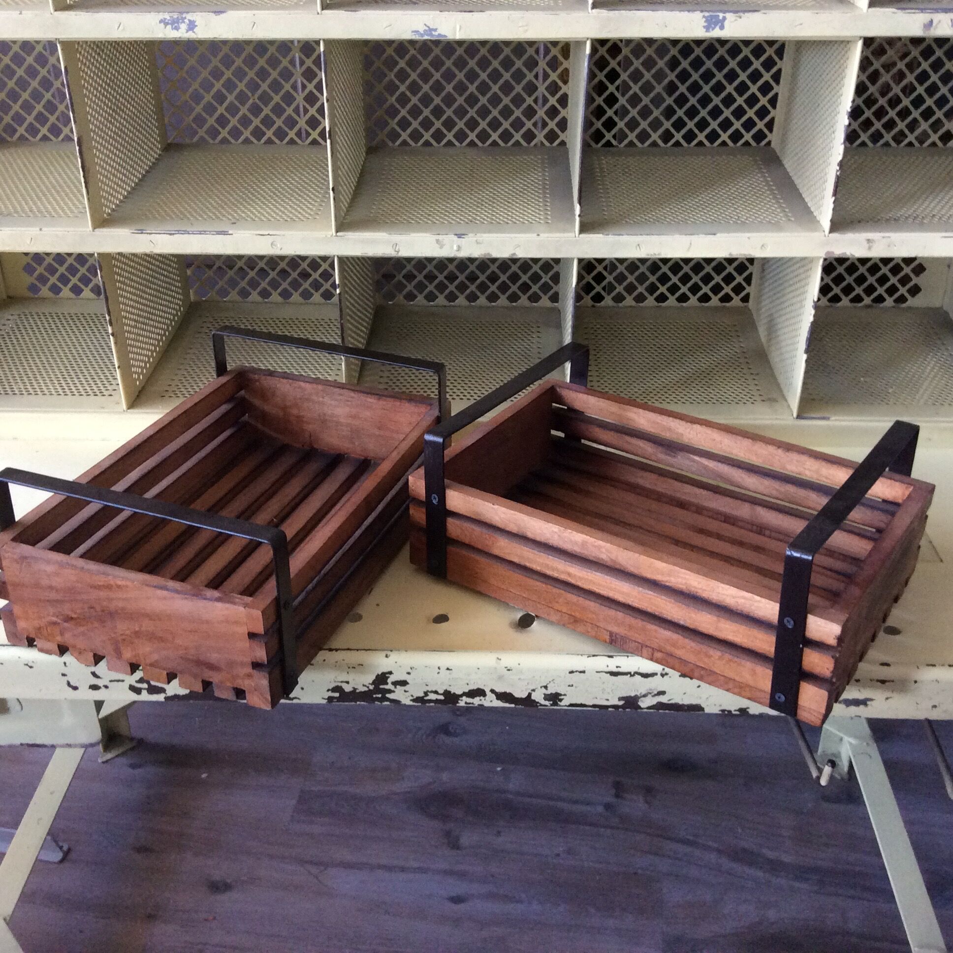 Pair of galvanized buckets basin garden bucket