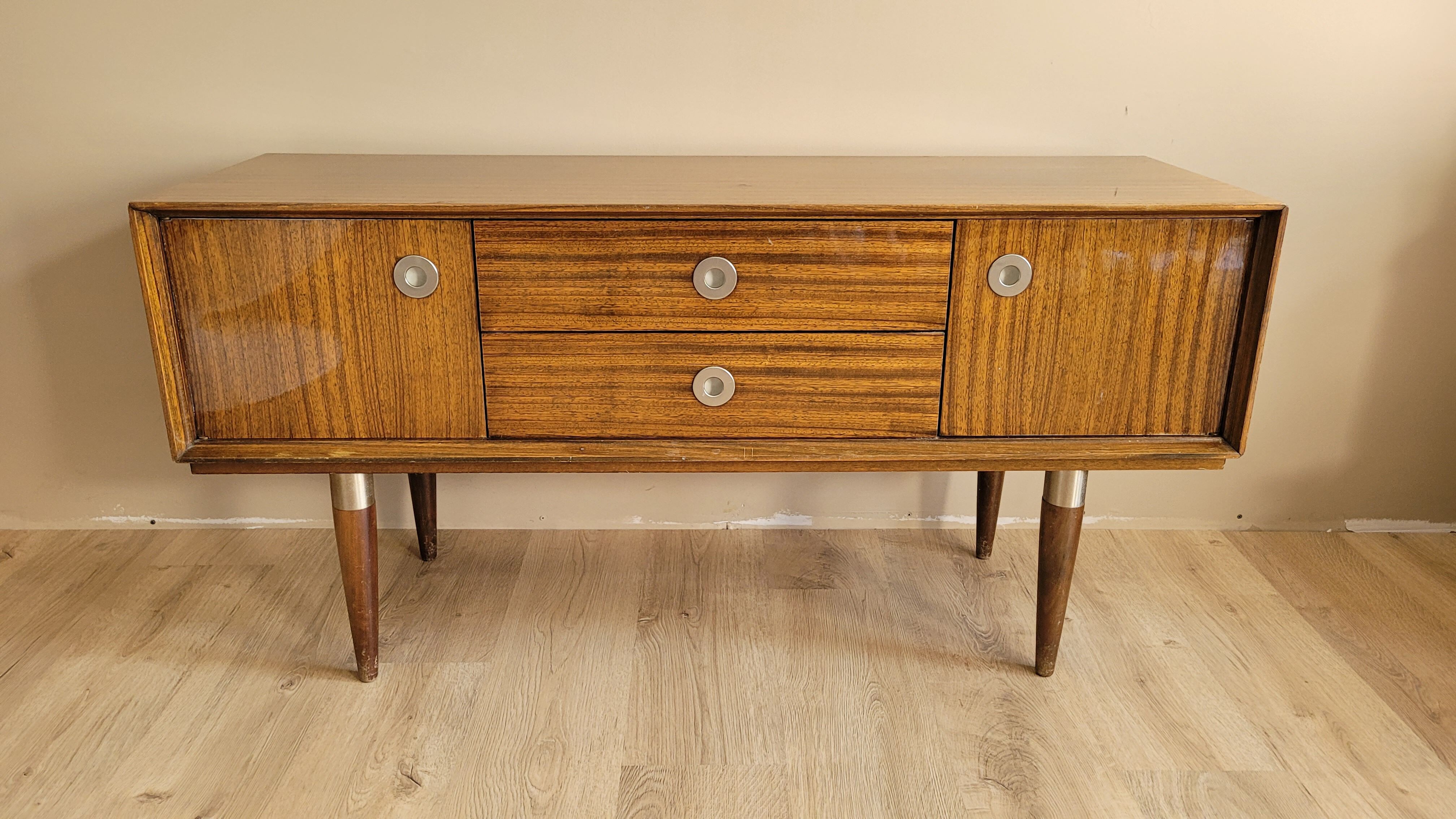 Scandinavian enfilade buffet