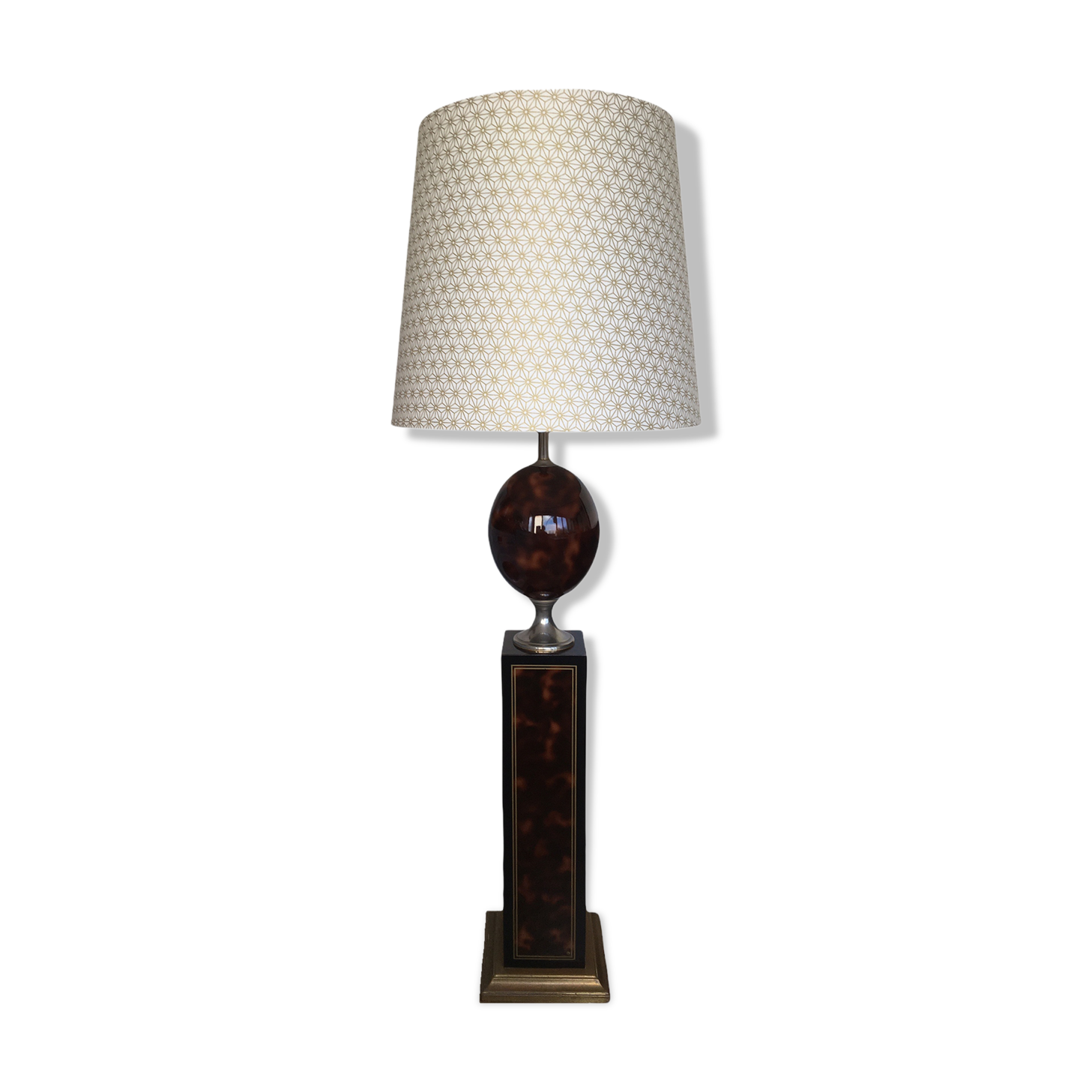 Olive floor lamp of french brand le dauphin