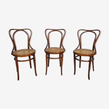 3 chaises Kohn