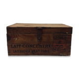 Old wooden box "regilait"