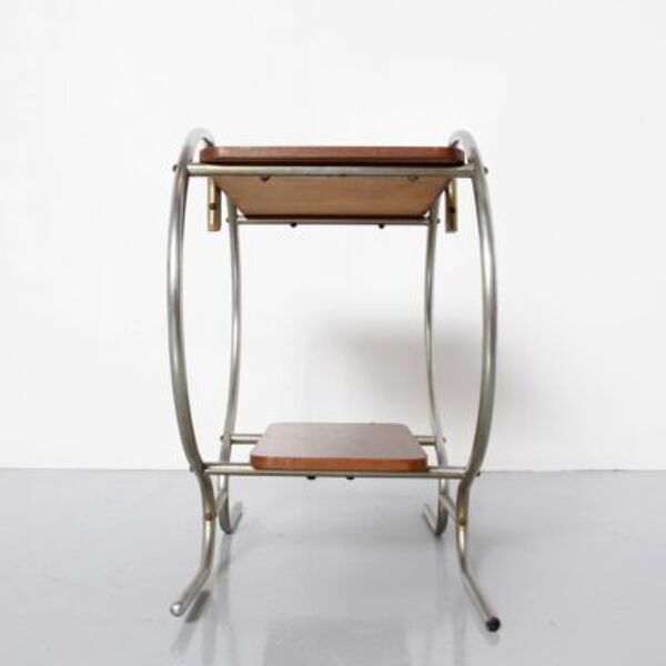 Table d'appoint en forme de coeur
