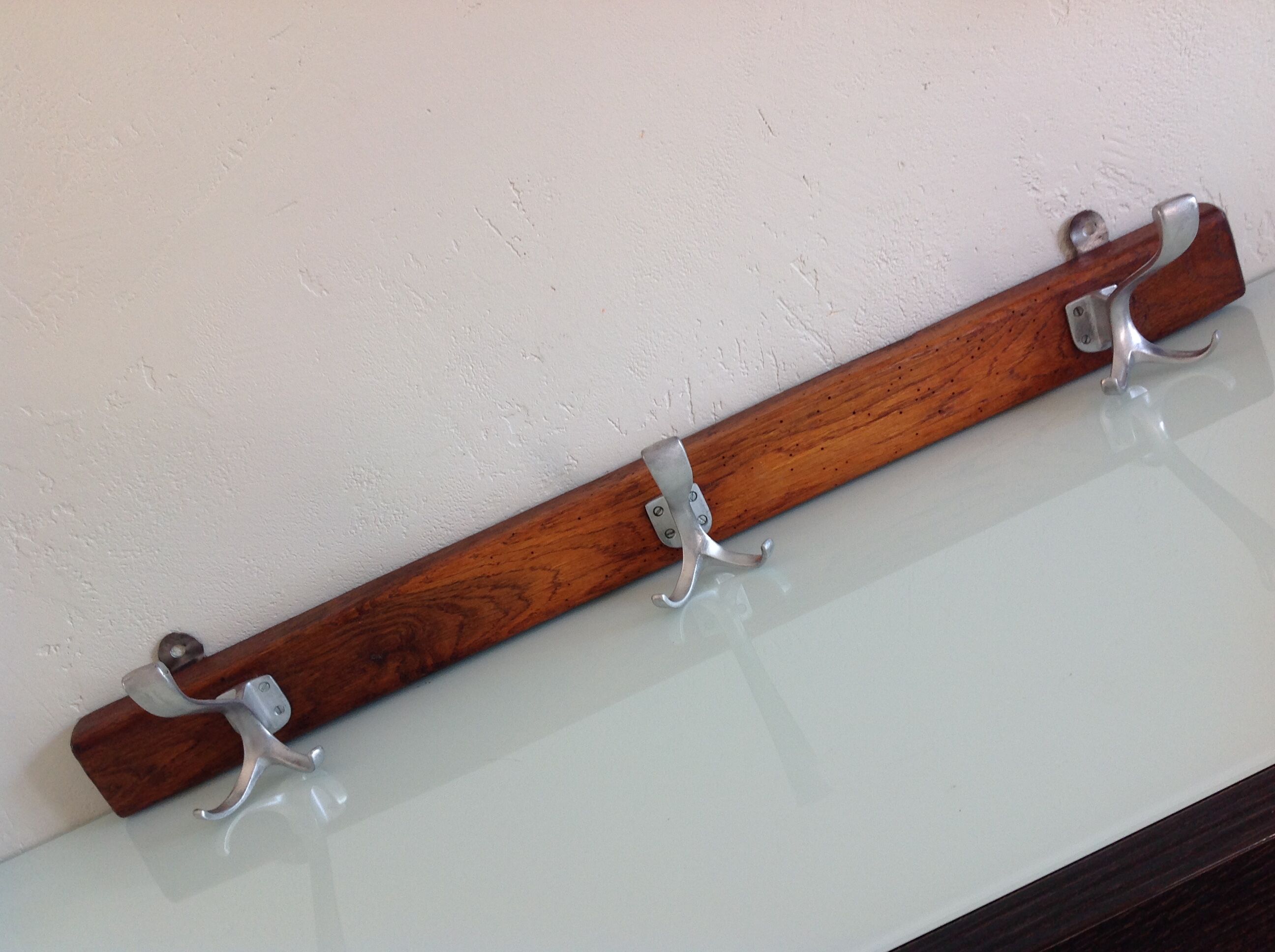 Old peg coat rack with 3 heads industrial style
