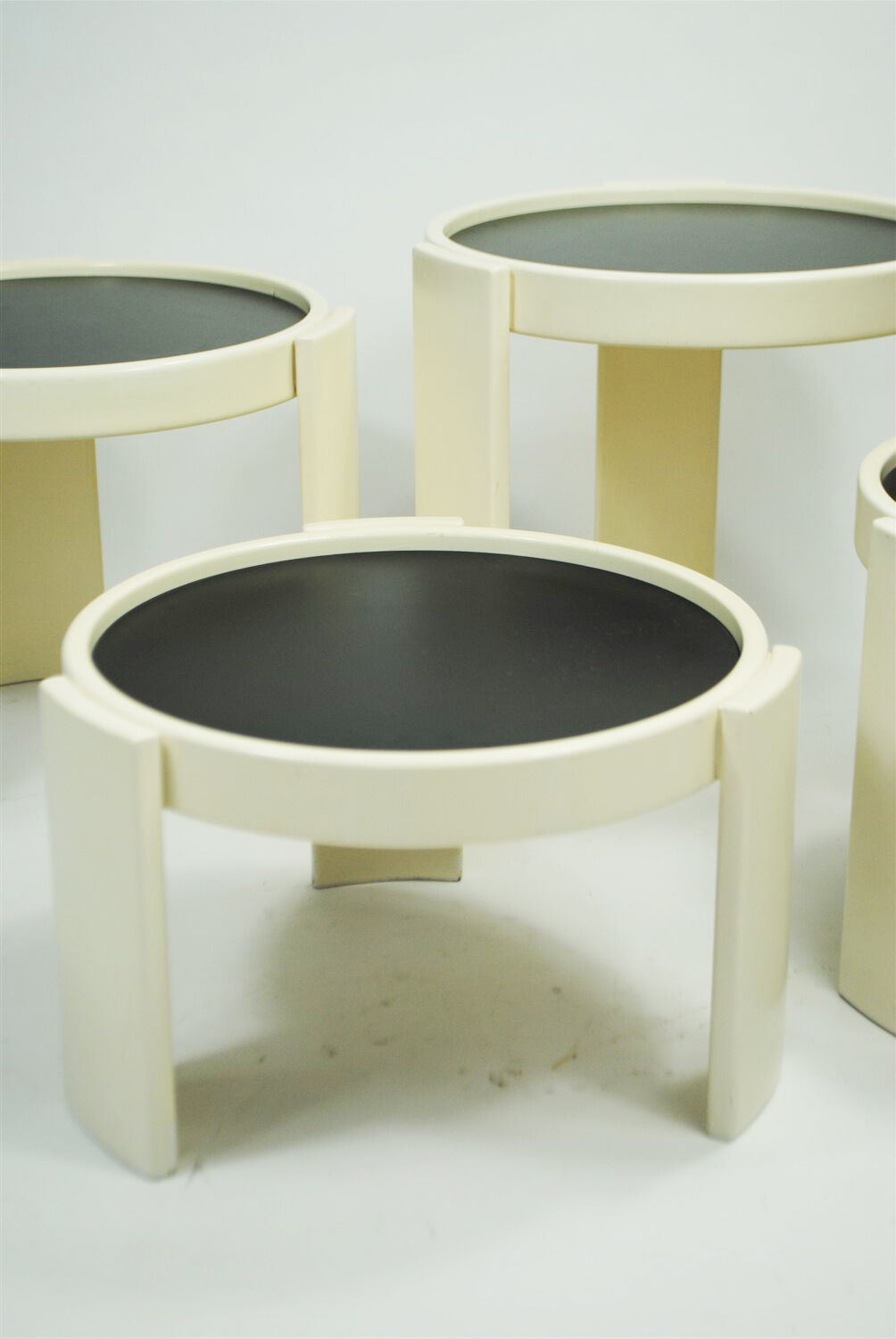 Nesting table set Frattini nesting boxes