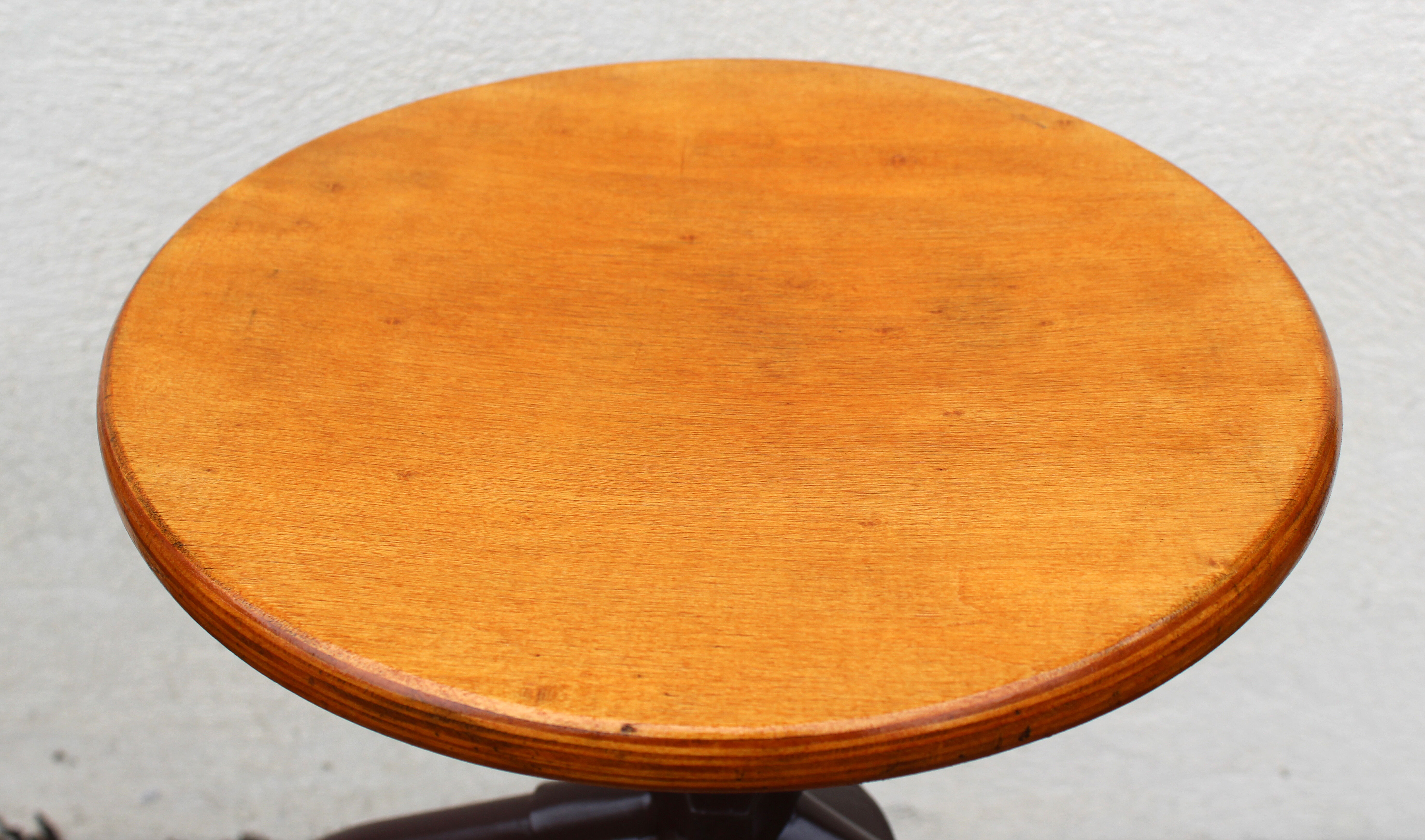 Tabouret industriel réglable "raymond"