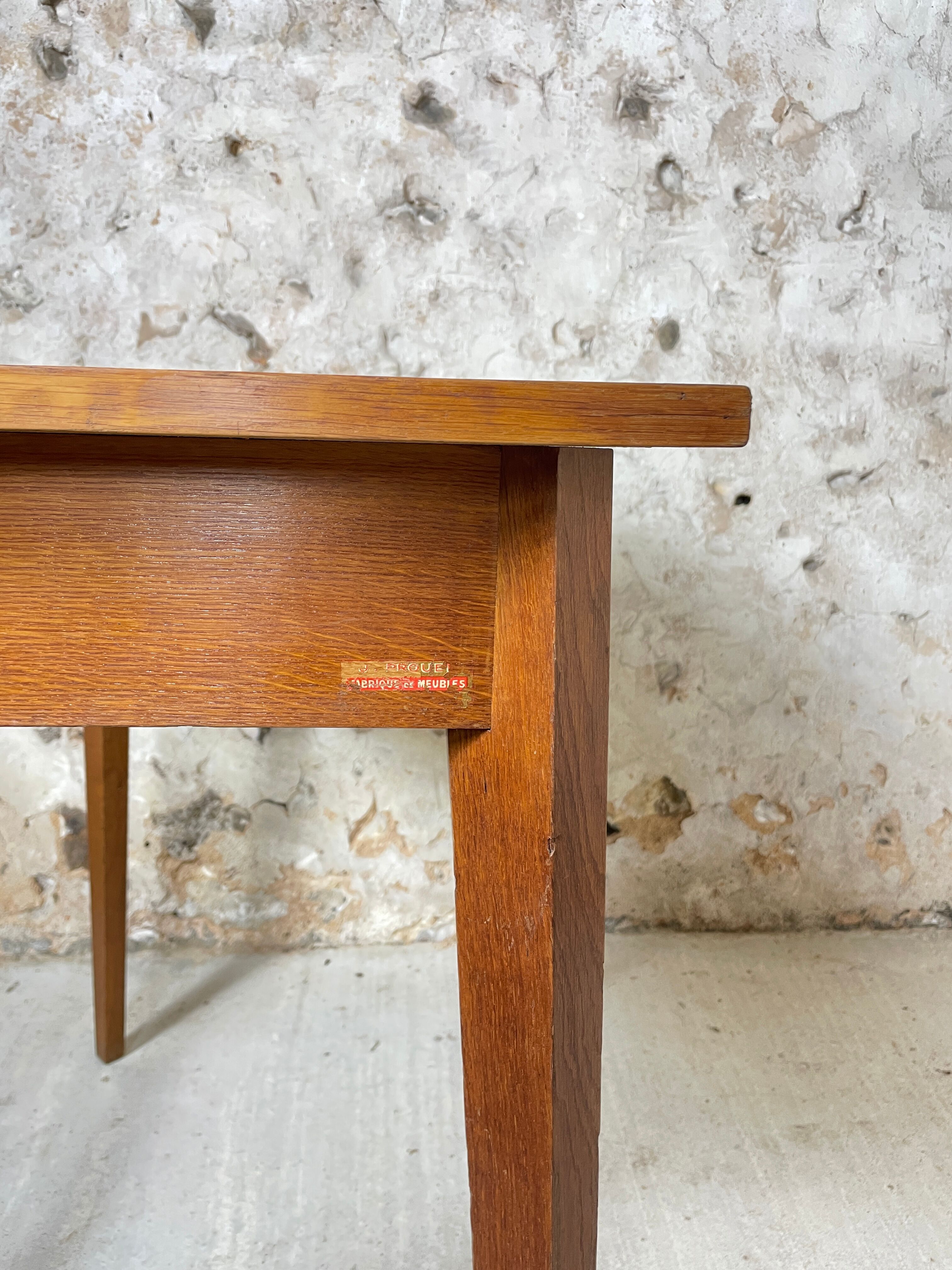 Bureau pieds compas